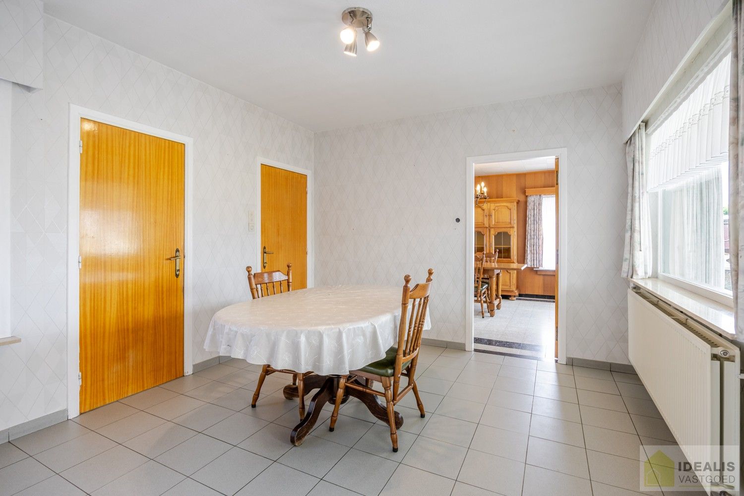 CHARMANTE EN TE RENOVEREN EENGEZINSWONING MET 4 SLAAPKAMERS OP EEN KNAP PERCEEL EN GEGEERDE LOCATIE !! foto 23