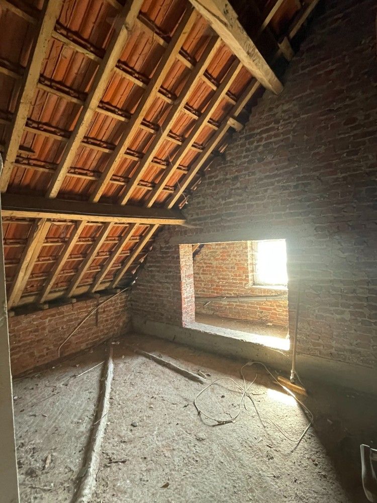 Ruime, te renoveren woning met veel potentieel op 10a14ca foto 20