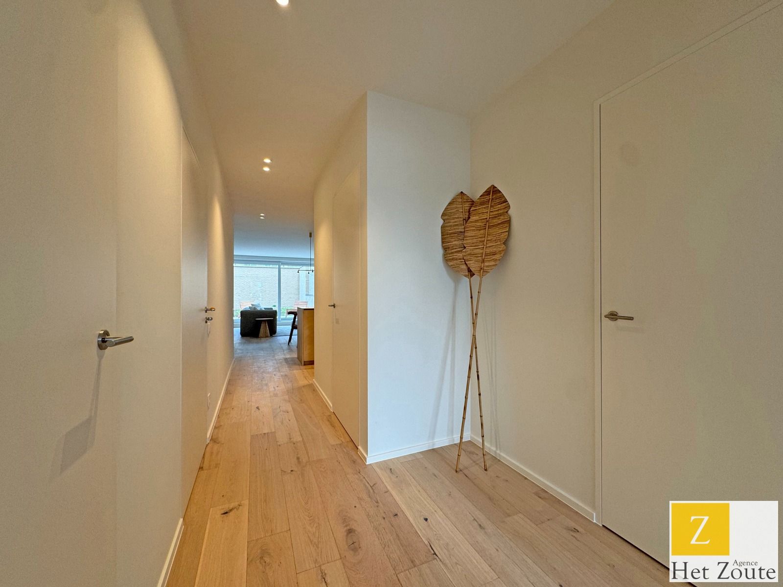 Gelijkvloers appartement met terras en tuin te Knokke foto 14