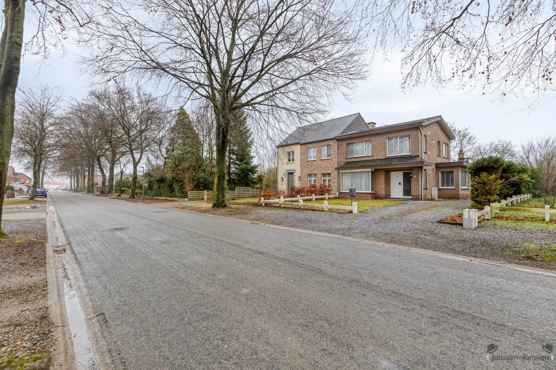 Hoofdfoto van de publicatie: Huis