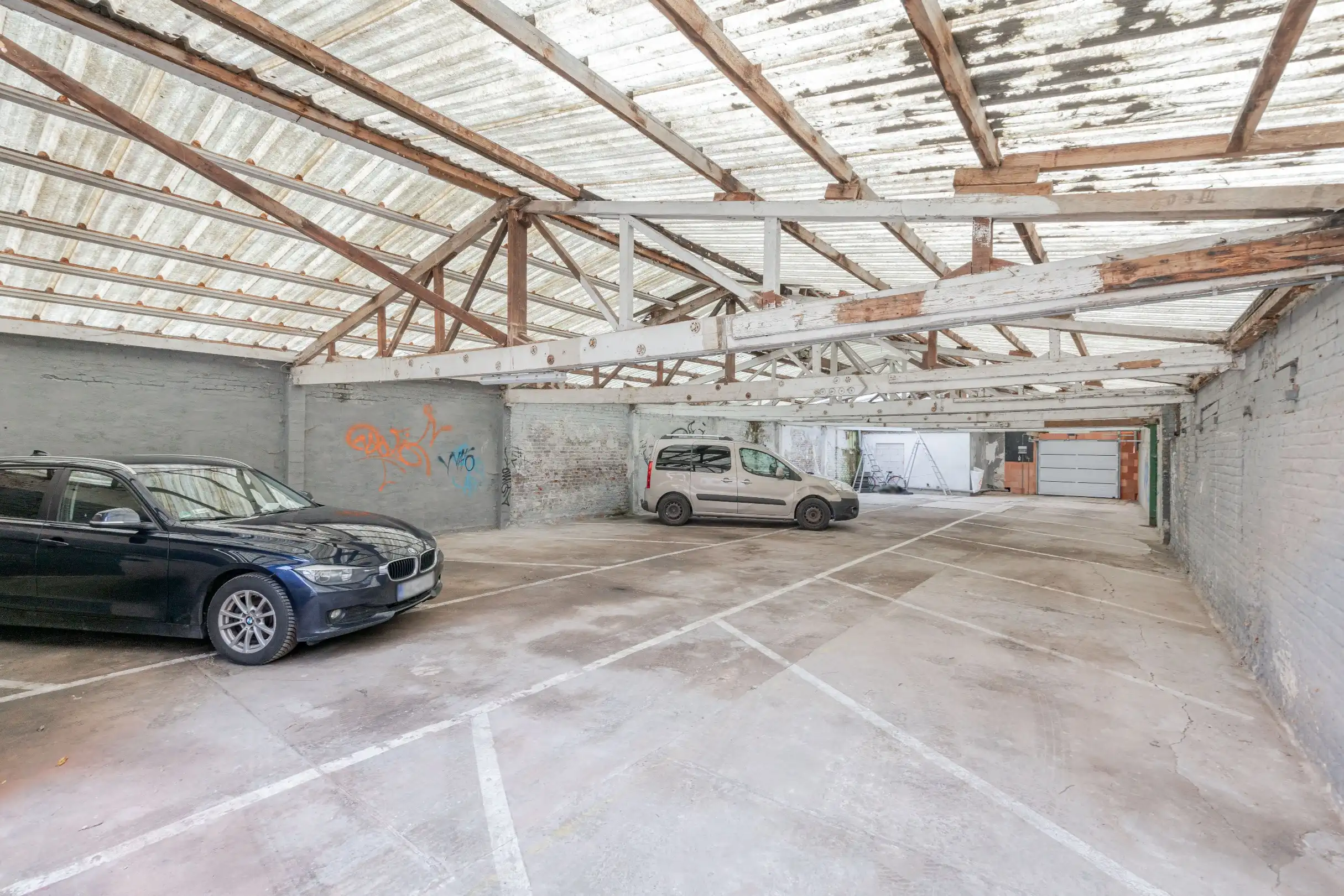 Parkings op verkeerstechnische toplocatie! foto 6