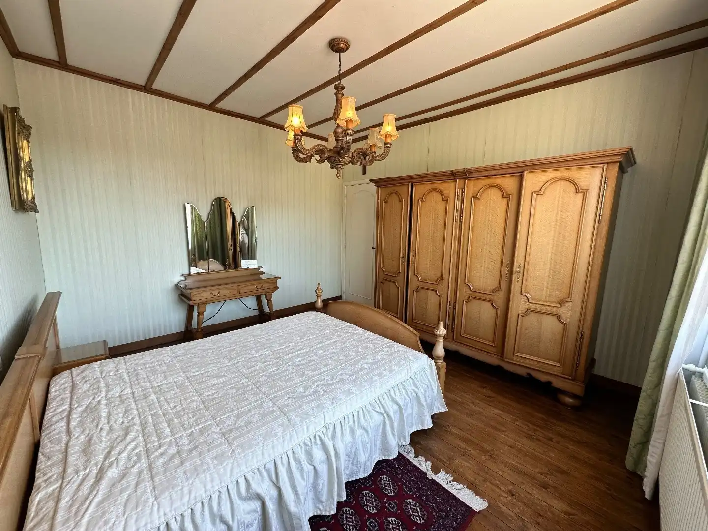 Woning met 4 slaapkamers, tuin en bewoonbare oppervlakte van 308 vierkante meter foto 11