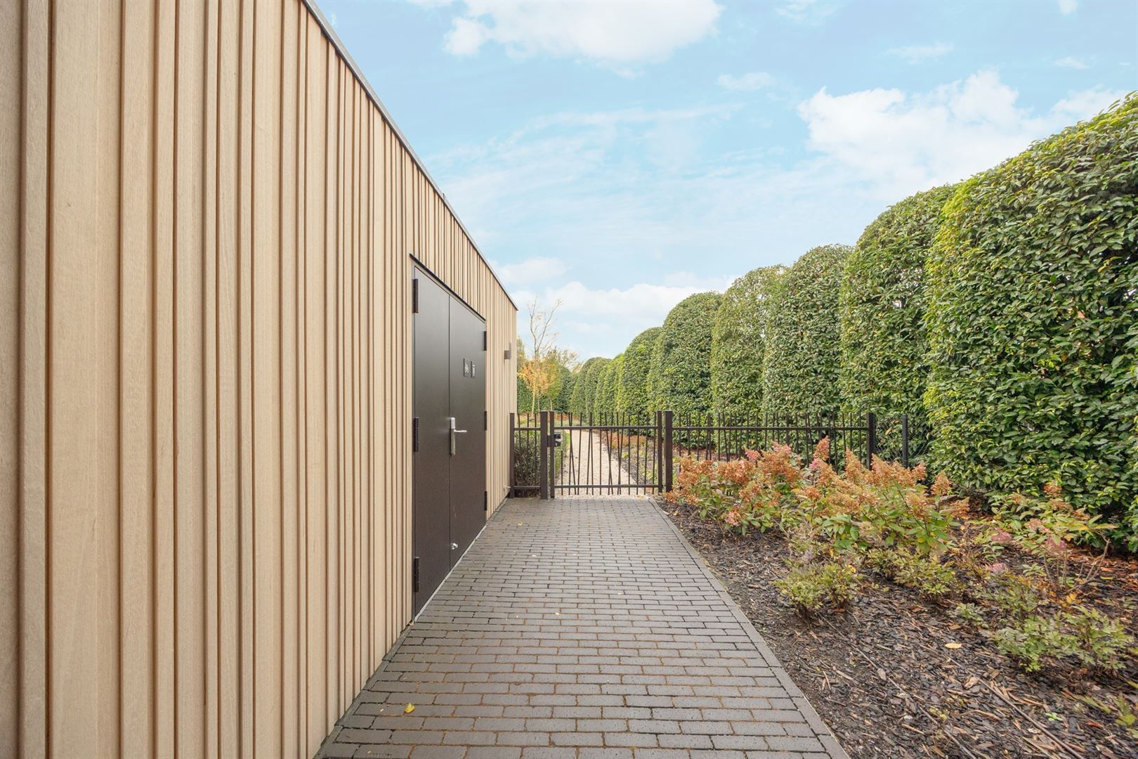Luxe nieuwbouwappartement met terrassen foto 24