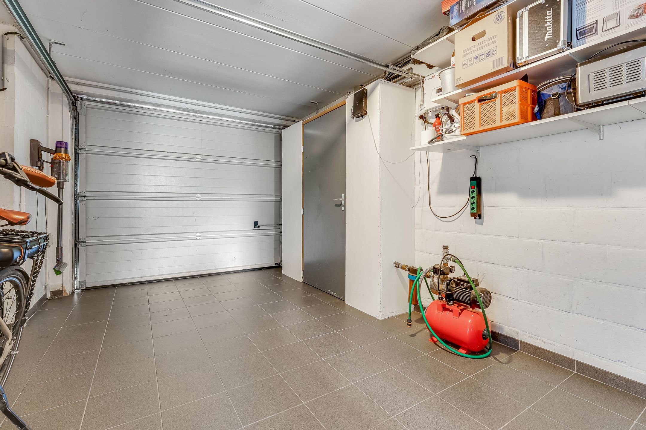 Instapklare woning met tuingerichte aanbouw foto 15