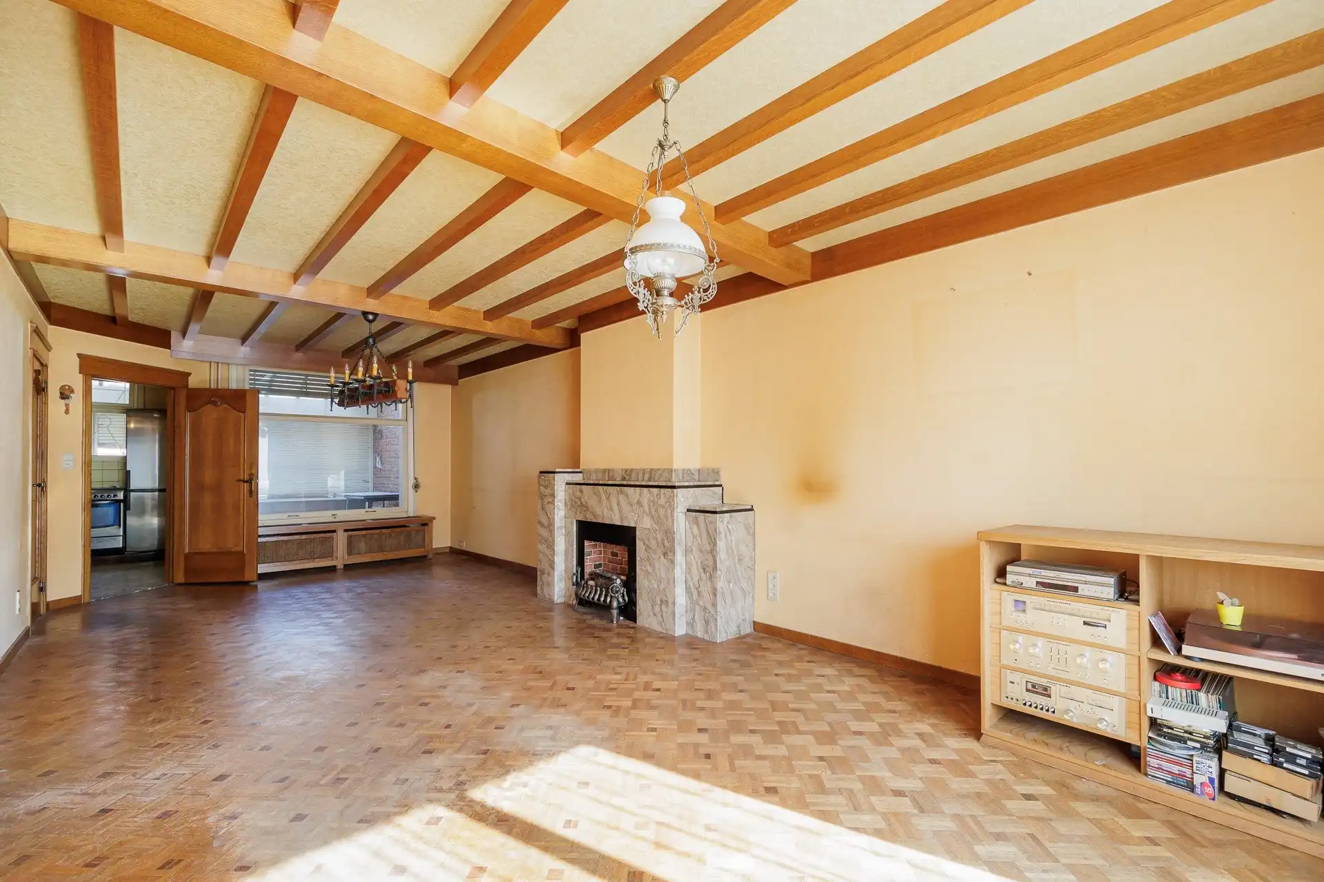 Woning met veel potentieel in rustige straat in Deurne-Oost foto 3