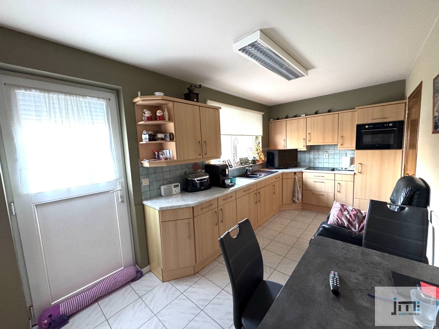 Charmante halfopen bebouwing in rustige woonwijk te Gelinden foto 5