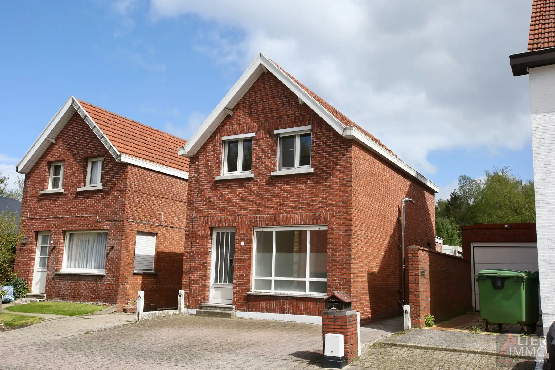 Hoofdfoto van de publicatie: Gunstig gelegen, vrijstaande eengezinswoning met 2 slaapkamers op een perceel van 4a 03ca vlakbij het centrum van Beerse!