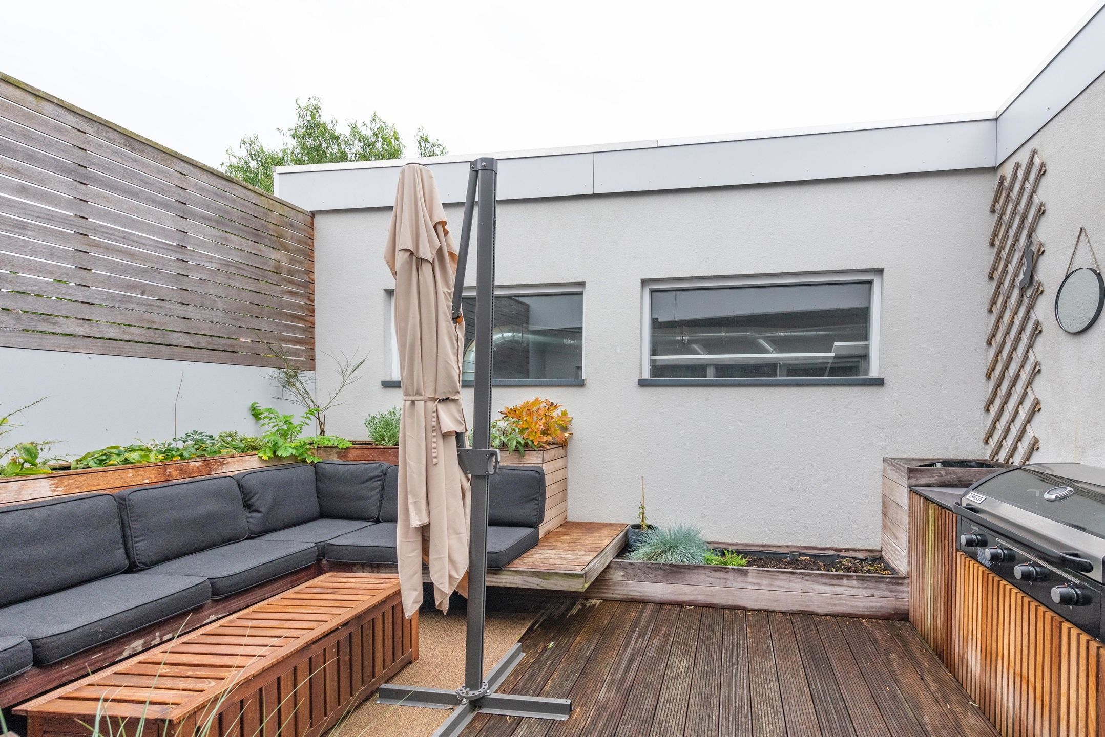 Verrassende woning met riante atelier te Spouwen foto 6