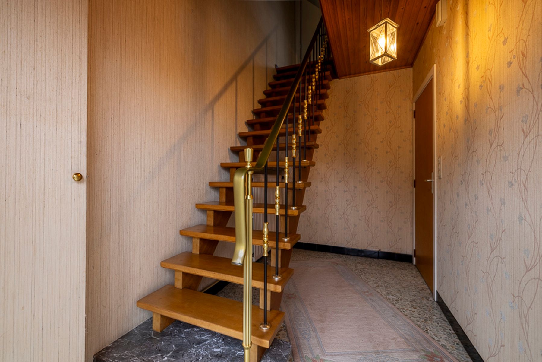 Halfopen bebouwing met 3 slpks, tuin en garage in Evergem foto 13