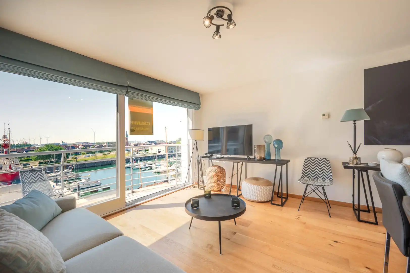 Instapklare studio met zicht op de jachthaven foto 4
