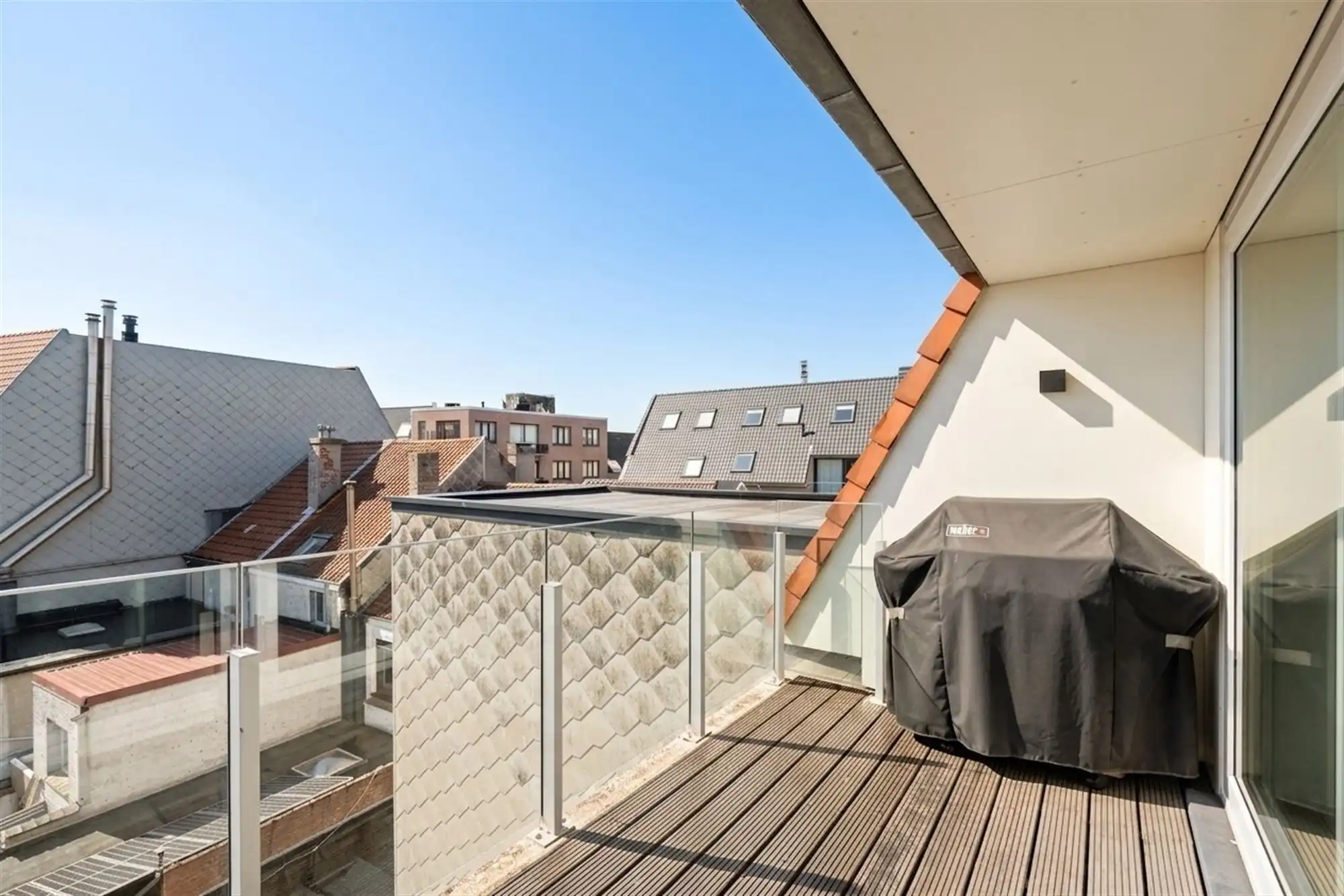 Duplex met 3 slaapkamers, 2 badkamers en zonnige terrassen foto 5