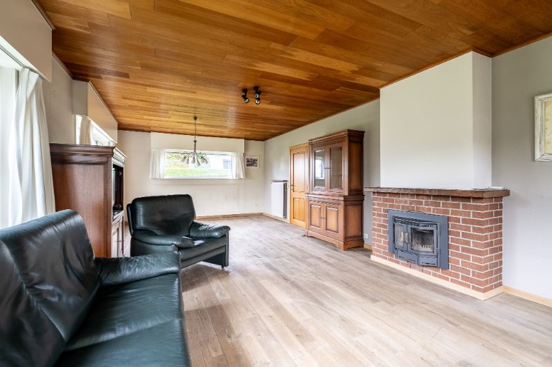 Open bebouwing op mooi perceel in rustige wijk. foto 4