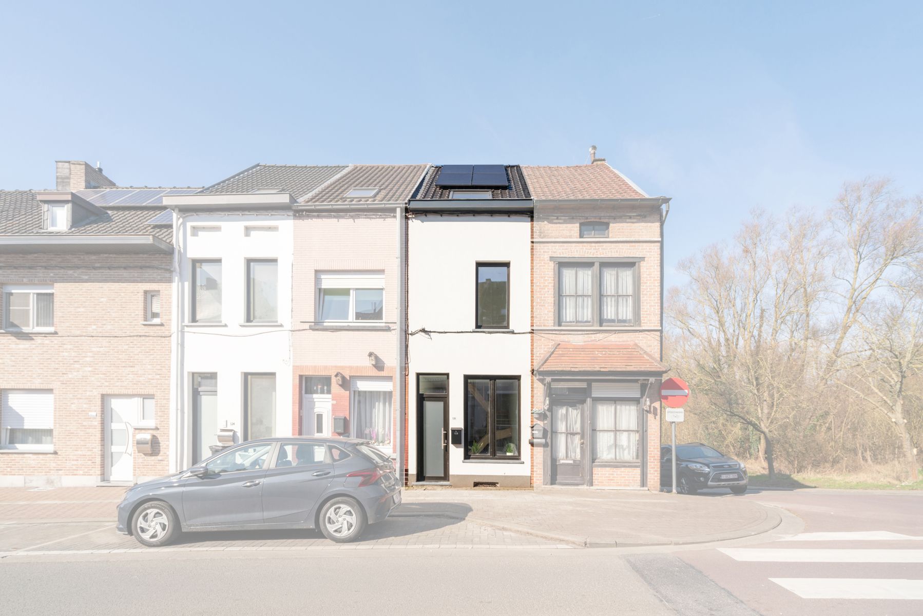 Gerenoveerde woning met zonnepanelen nabij het centrum foto 13