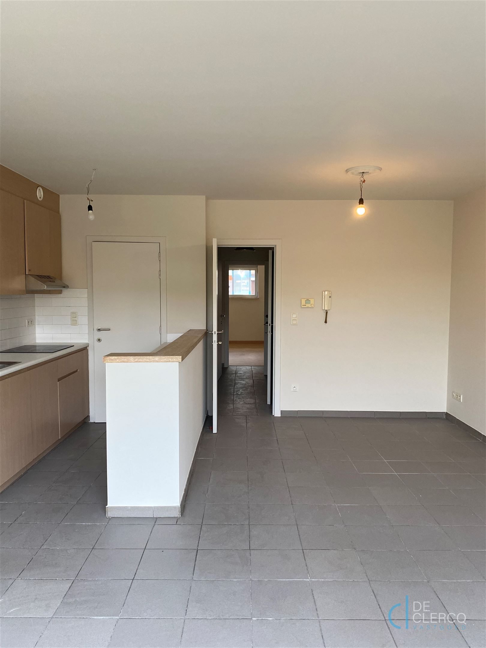 Appartement met parkeerplaats te koop in Mariakerke-Gent!  foto 3