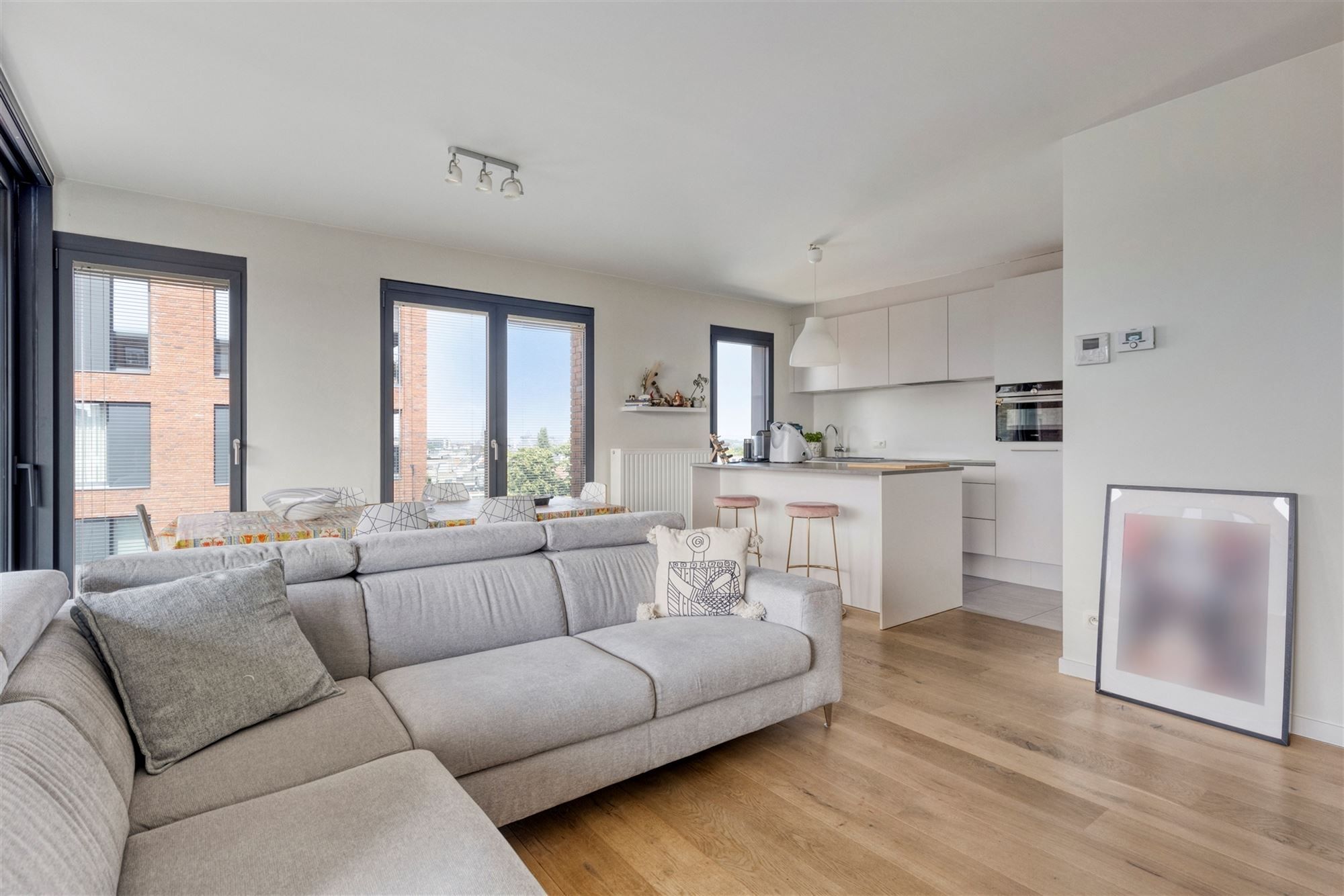 Subliem appartement met ruim terras en parking in't Groen Kwartier foto 4