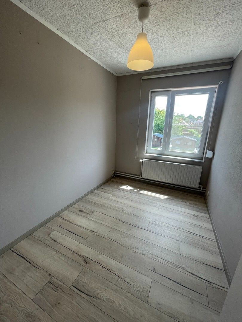 Mooi instapklaar appartement met 3 slaapkamers, ruim terras en tuintje gelegen in Waltwilder. foto 13