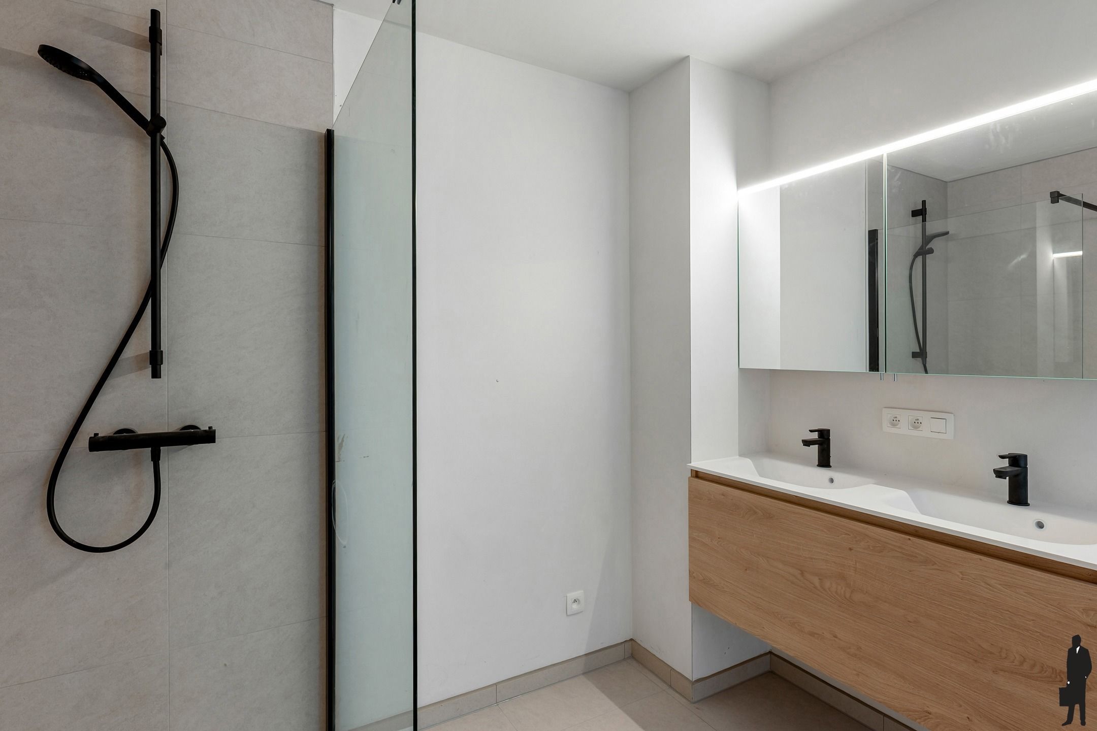 Nieuwbouw duplexappartement in centrum Brecht foto 18