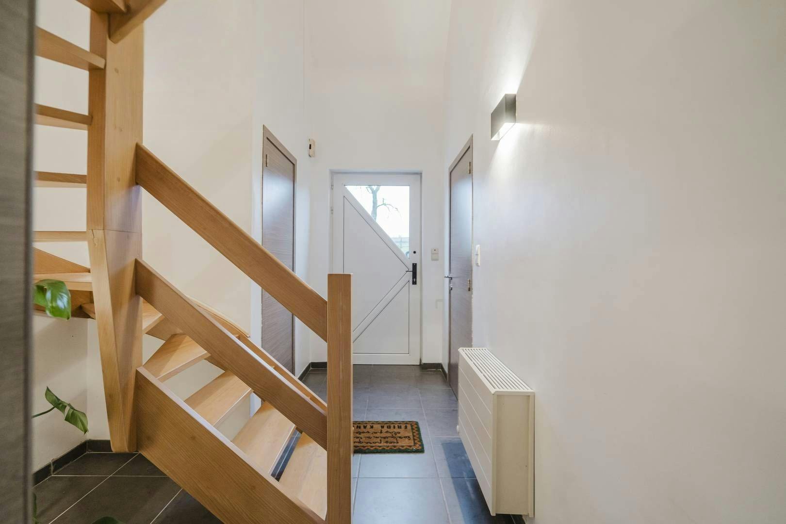 Ruime open gezinswoning met tuin in  het rustige Brakel foto 10