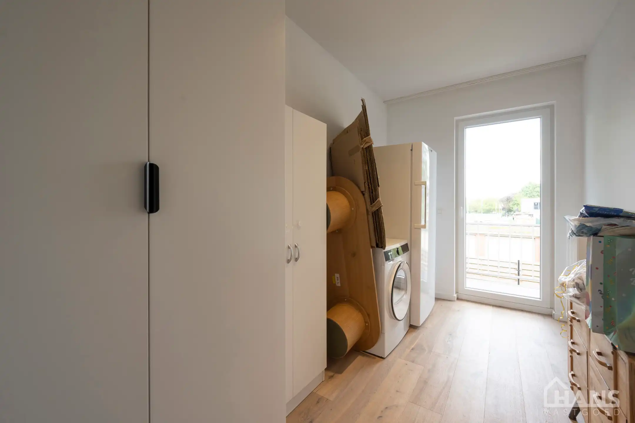 Gerenoveerd appartement. foto 12