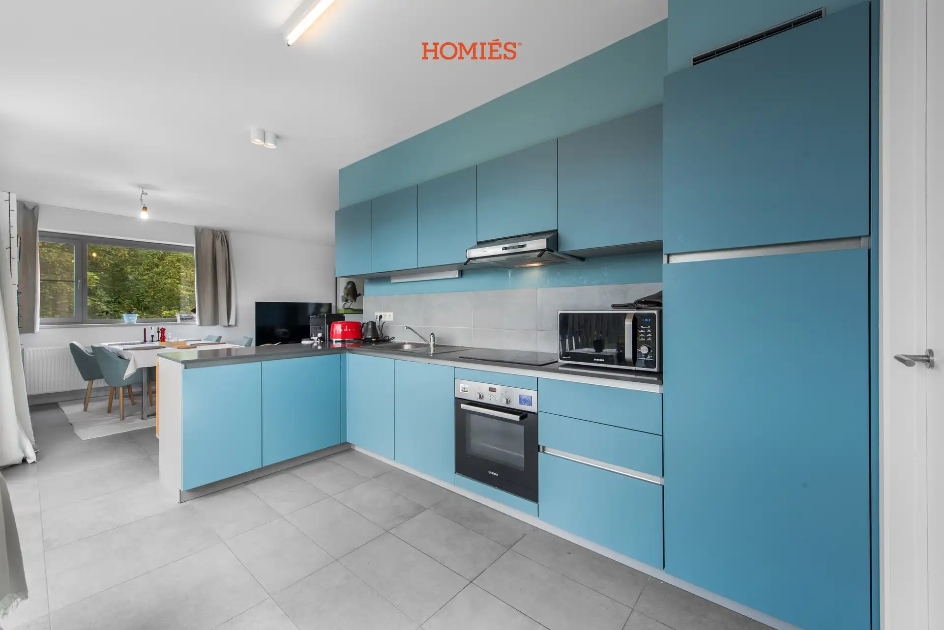 Ruim 2-slaapkamerappartement met terras en staanplaats foto 7
