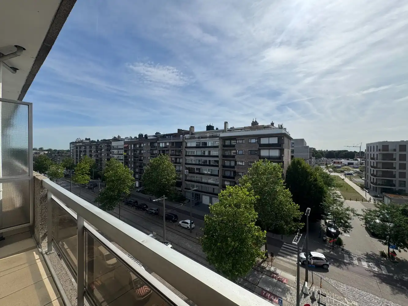 Ruim 1-slaapkamer appartement met airco op de vijfde verdieping foto 12