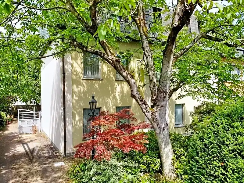 Ruime gezinswoning met zorgwoning in Genk-Centrum foto 41