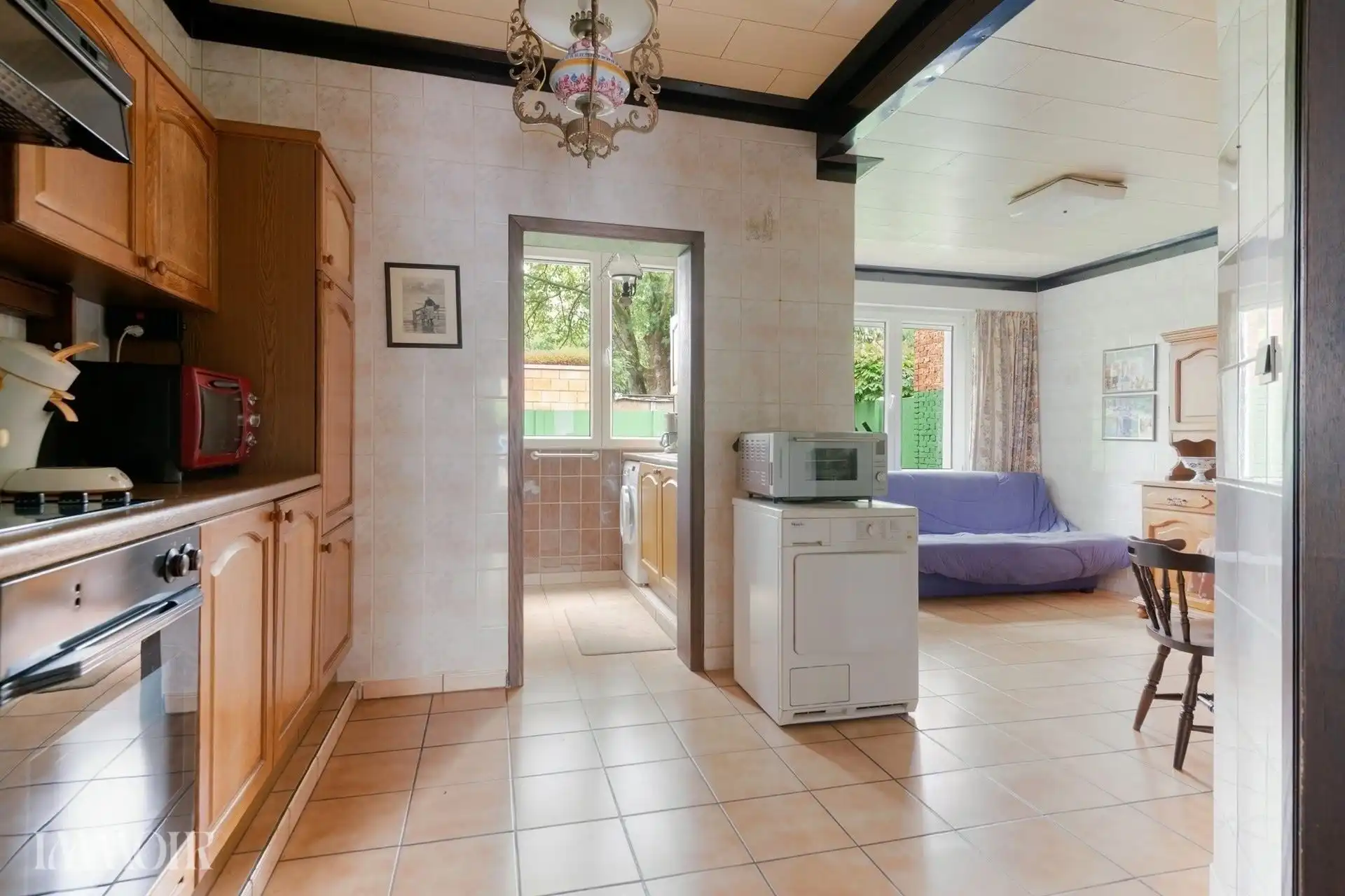 Ruime woning met stadstuin en tal van mogelijkheden op centrale ligging. foto 9