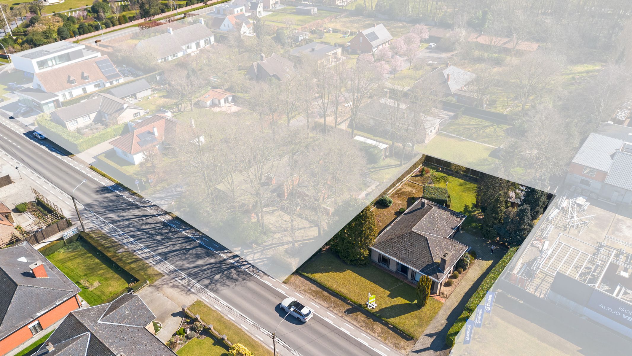 Ruime bungalow met veel potentieel en grote tuin! foto 17