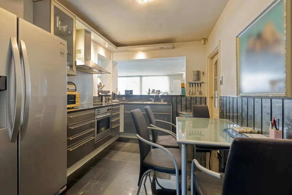 Charmante gezinswoning op ruim perceel foto 18