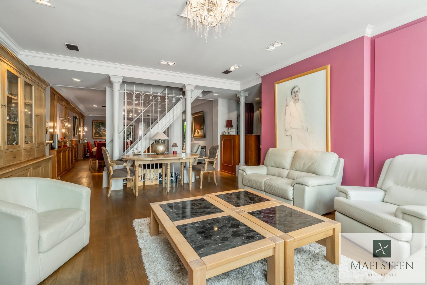 Verrassend ruime woning, centraal gelegen in hartje Brugge foto 4