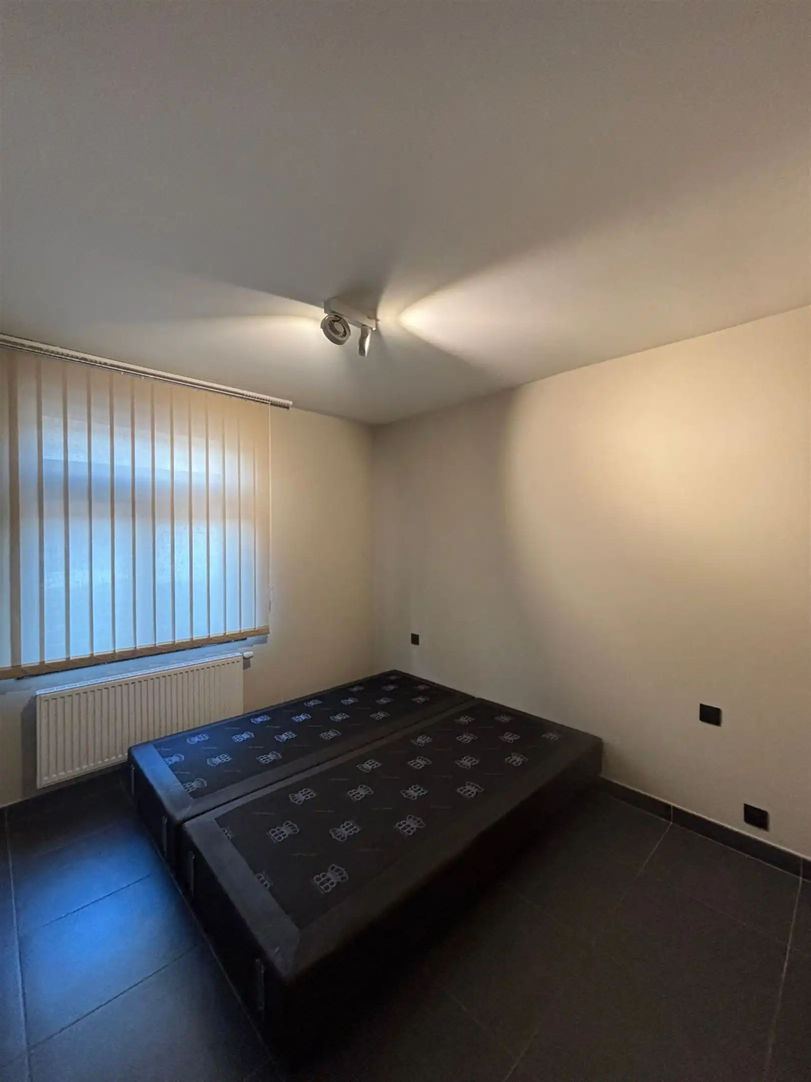 Gelijkvloers twee slaapkamer appartement foto 8