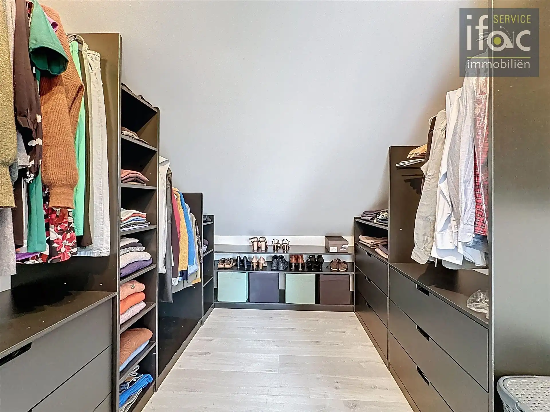 Super gelegen villa in het centrum van Sint-Joris-Weert foto 11