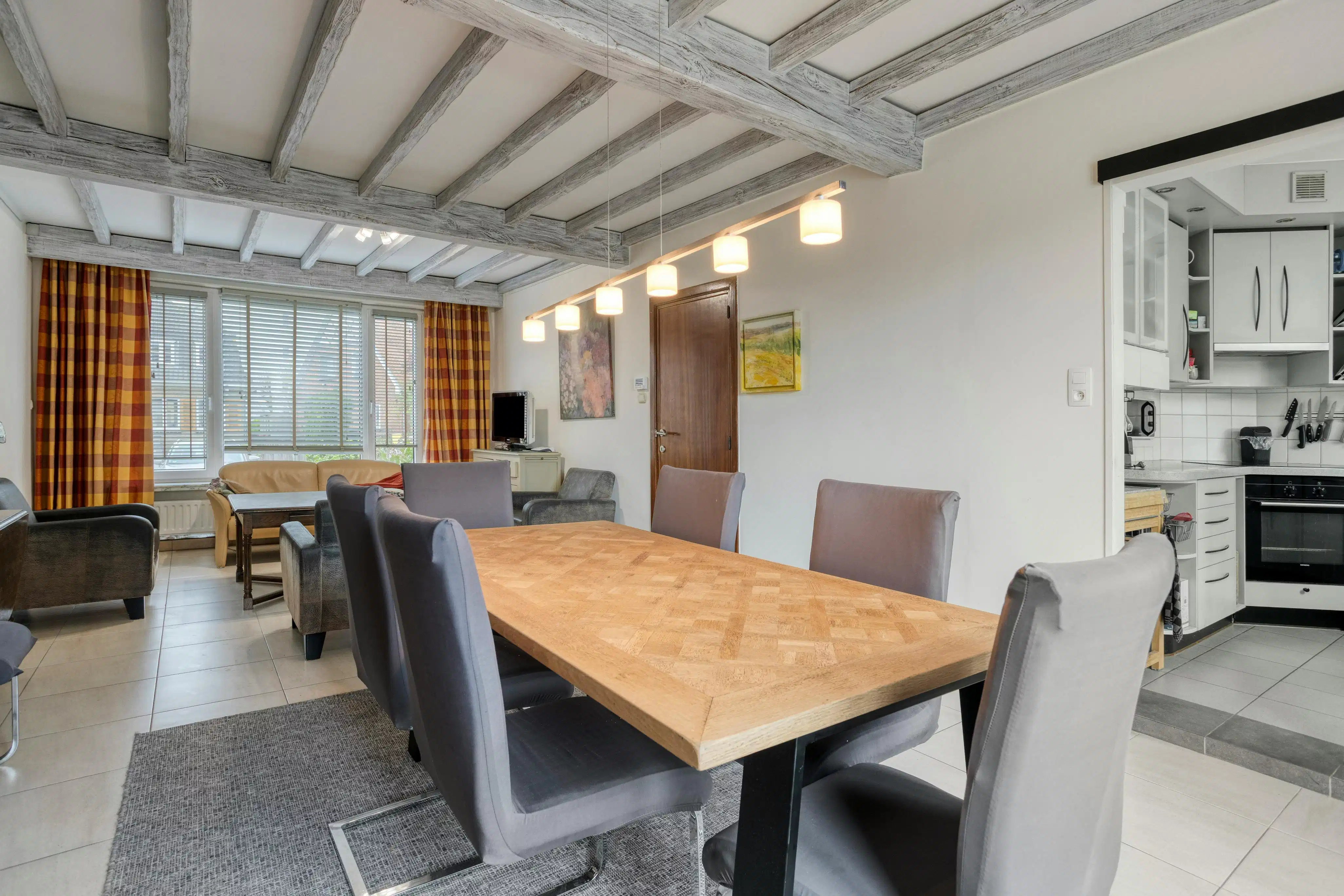 Ruim, halfopen huis met tuin in hartje Sint-Kruis, Brugge foto 7