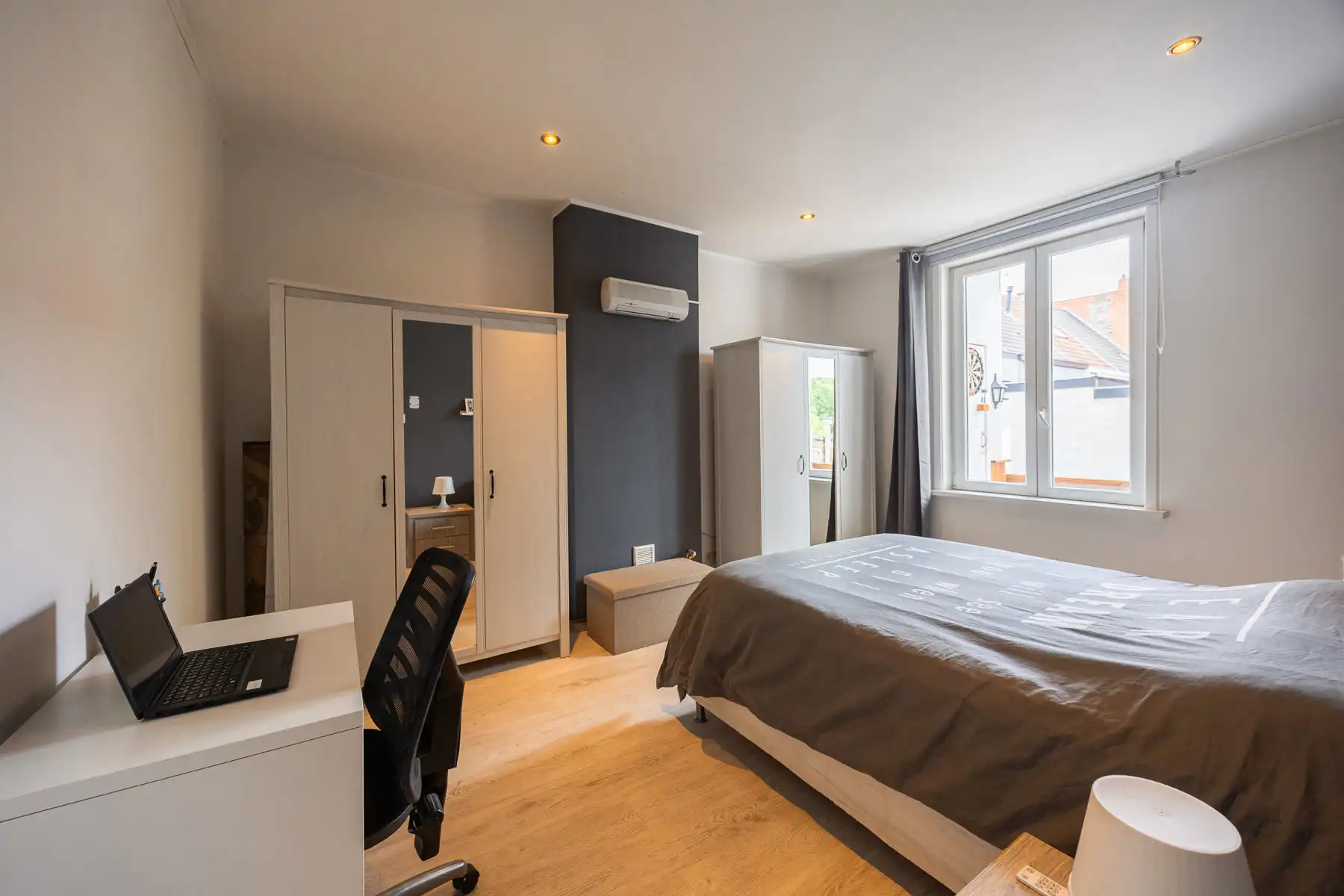 Gerenoveerd appartement met gezellig terras op toplocatie foto 2