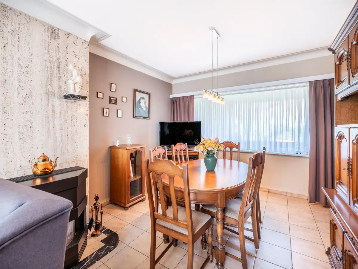 Verzorgde woning, open zicht, zonnige tuin en 3 slaapkamers foto 4