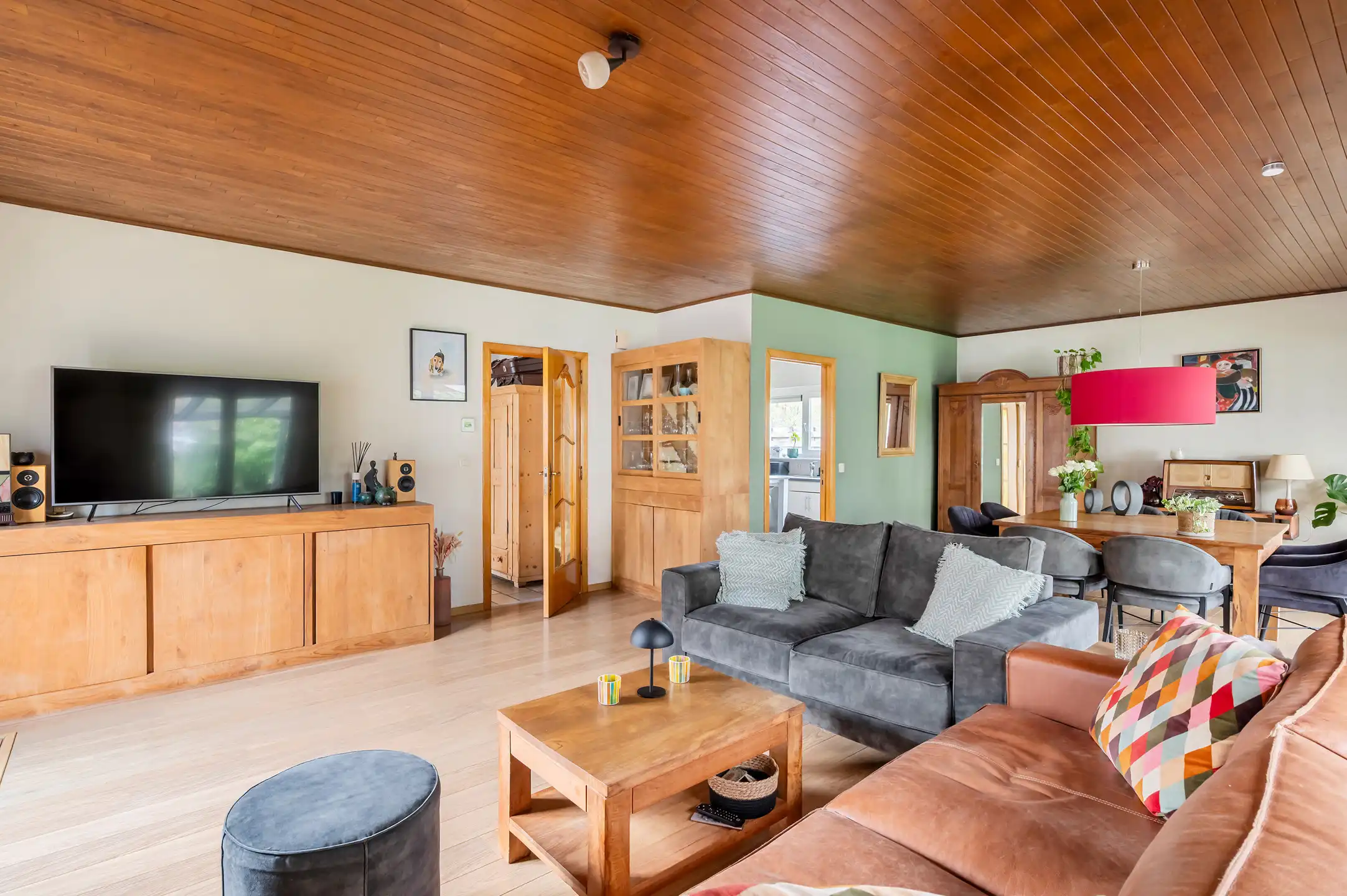 Instapklare gelijkvloerse woning met 4 slaapkamers foto 7