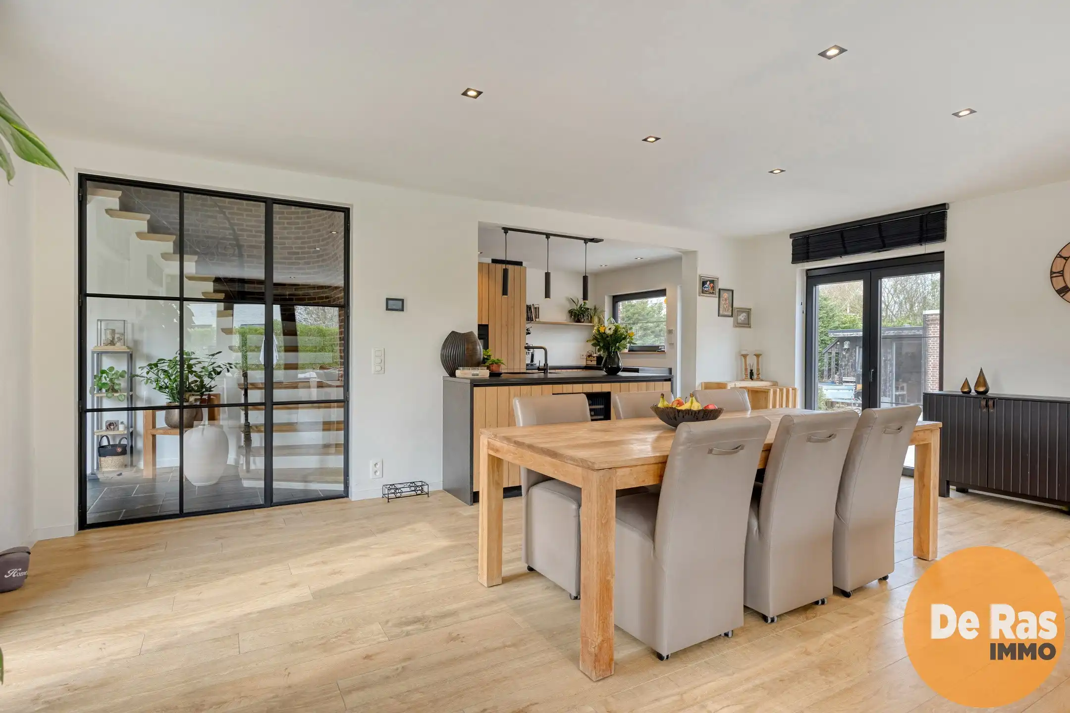 LEDE - Exclusief gerenoveerd landhuis op een unieke ligging foto 7