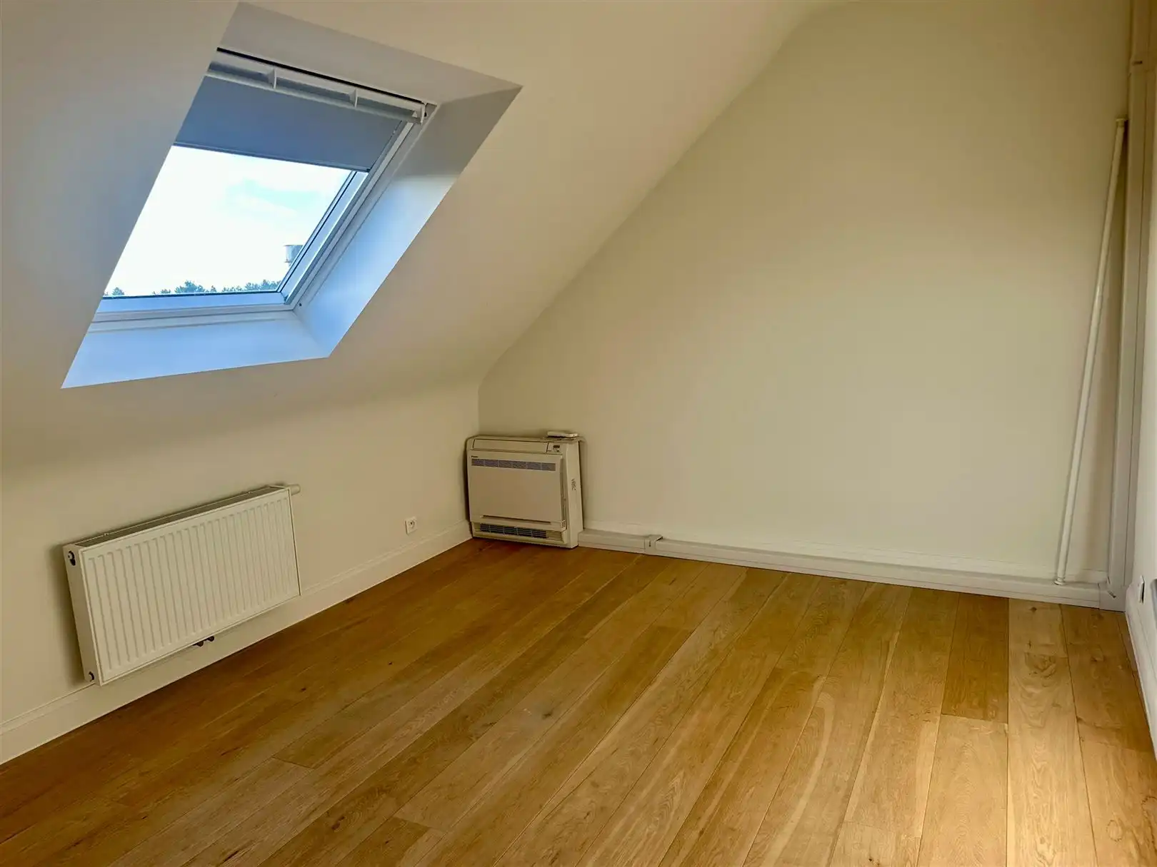 Gerenoveerde instapklare woning TE HUUR in Leupegem foto 8