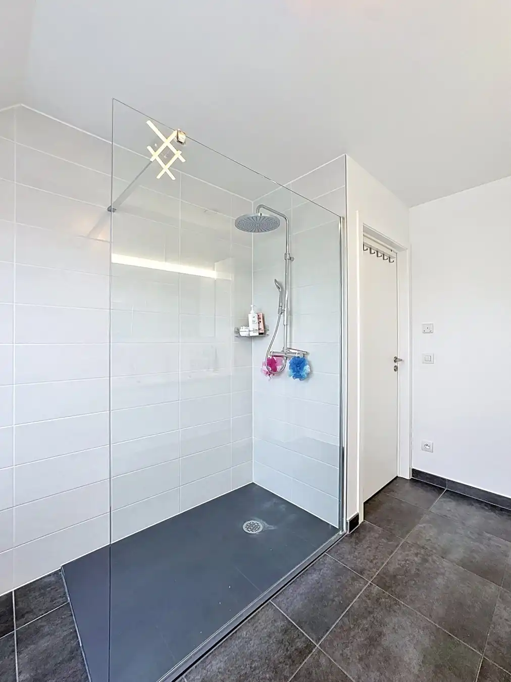 Instapklaar RUIM appartement met 3 RUIME slpks +  ruim ZUDgericht terras! foto 7