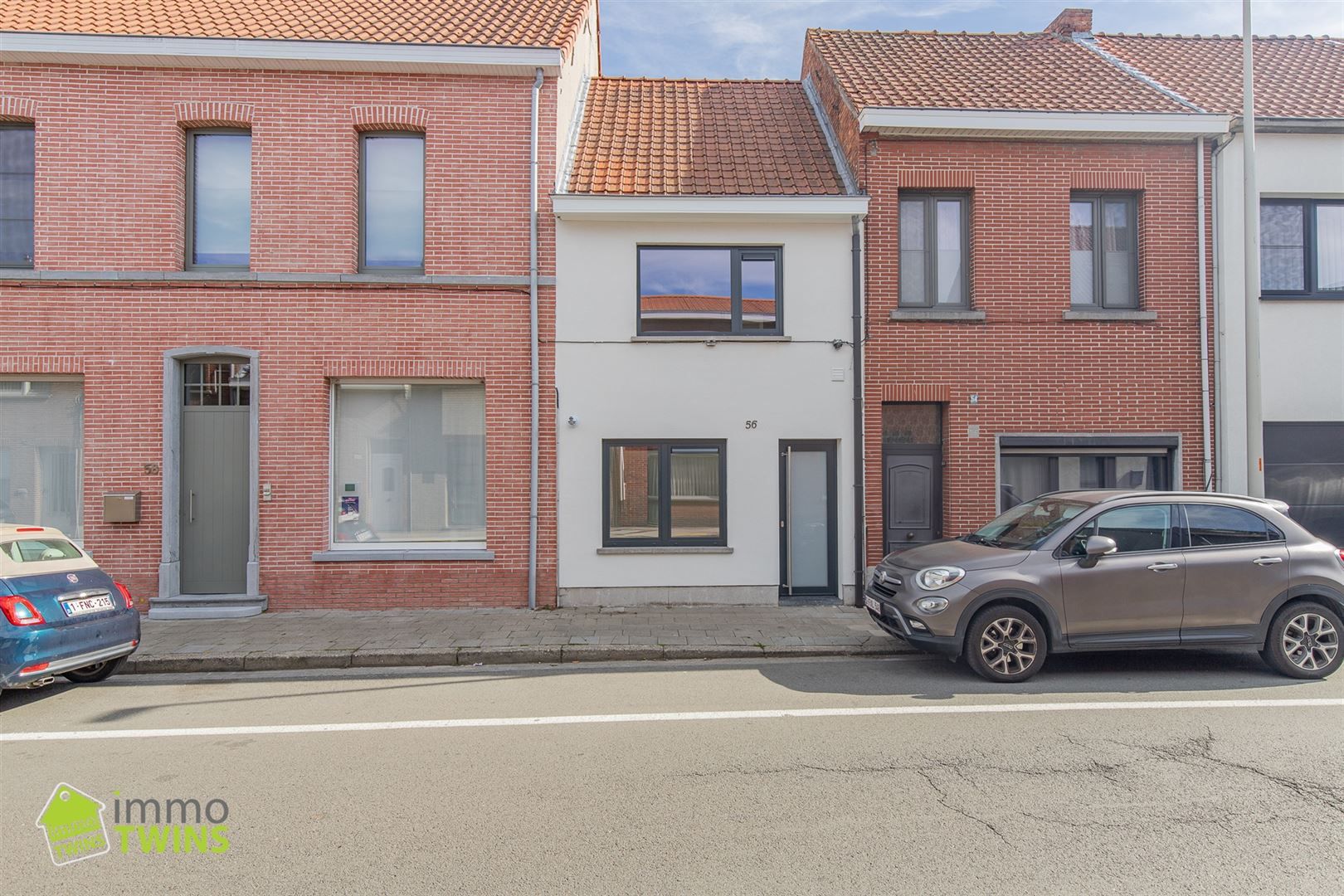 Totaal gerenoveerde, instapklare woning in hartje Beveren foto 37