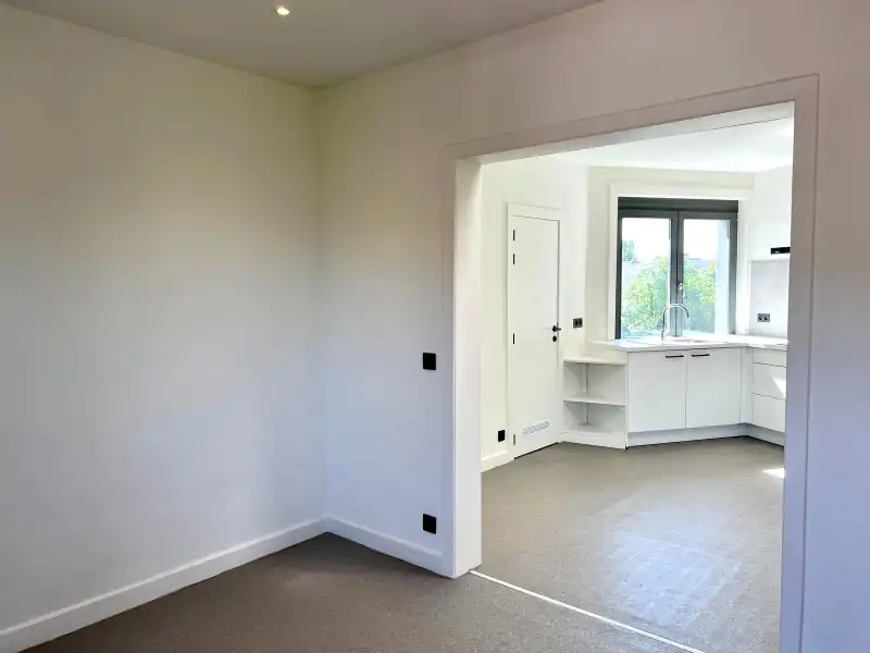 AANGENAAM GERENOVEERD APPARTEMENT MET 1 SLAAPKAMER foto 4