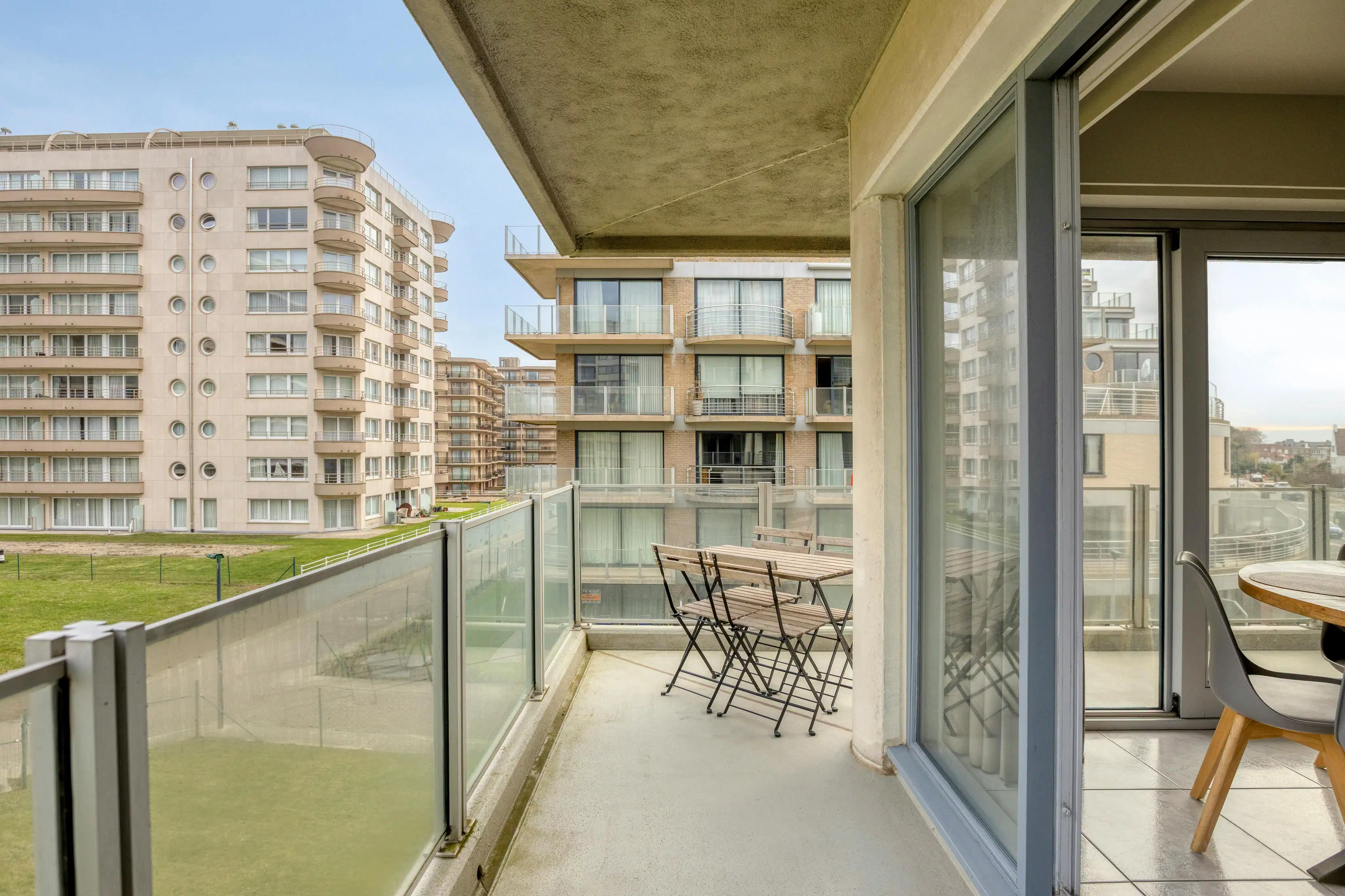 Hoekappartement met 2 slaapkamers en zeezicht in De Panne foto 12