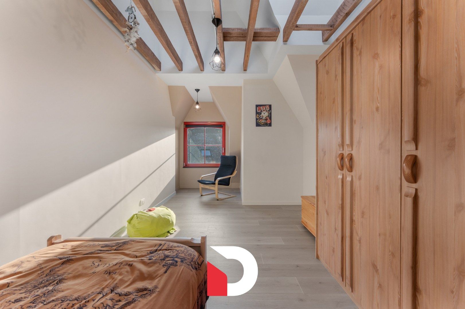 Schitterende stadswoning  in hartje Brugge gelegen op een afgesloten en verdoken binnenplaats. foto 12