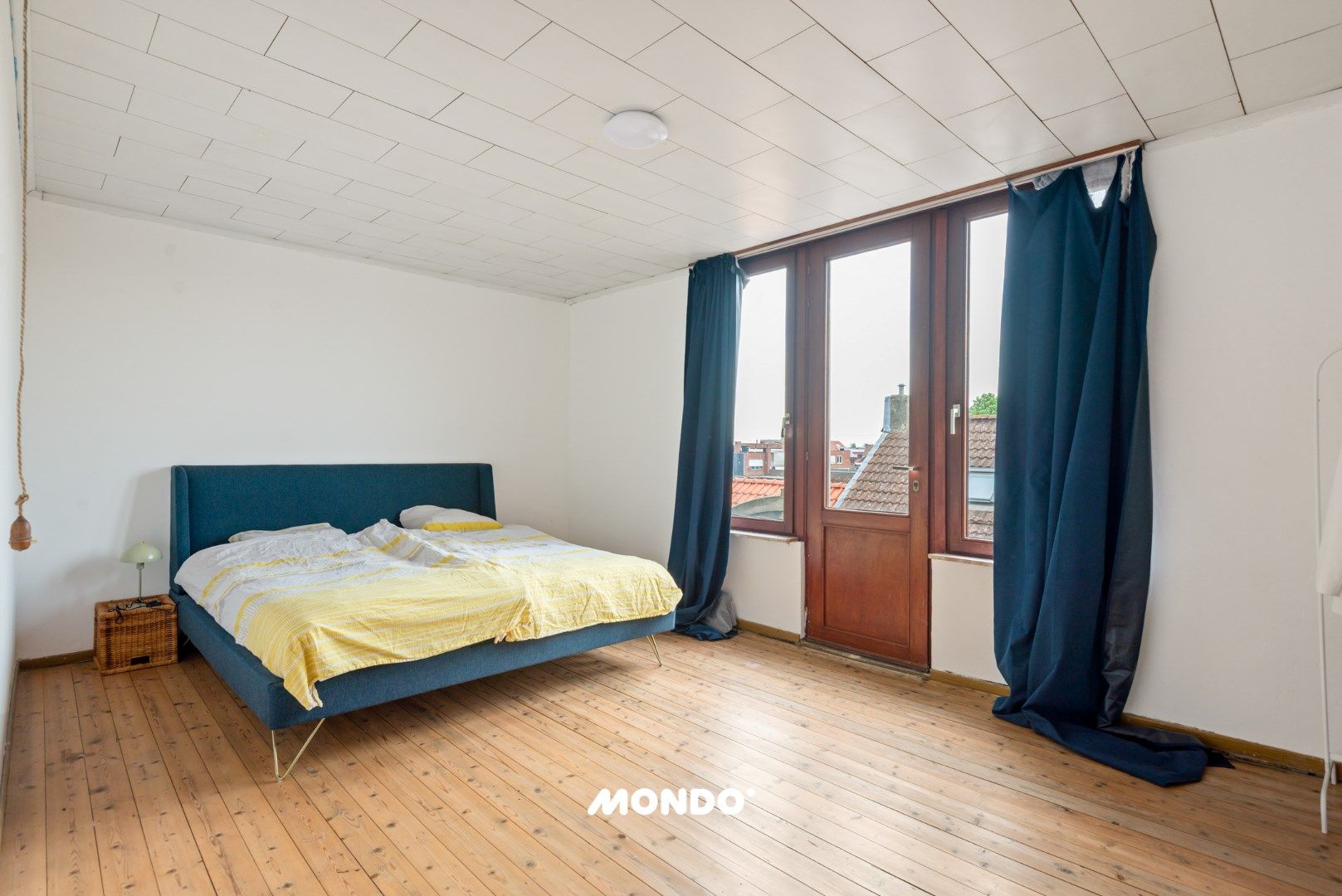 Karaktervolle woning met hangaar! foto 21