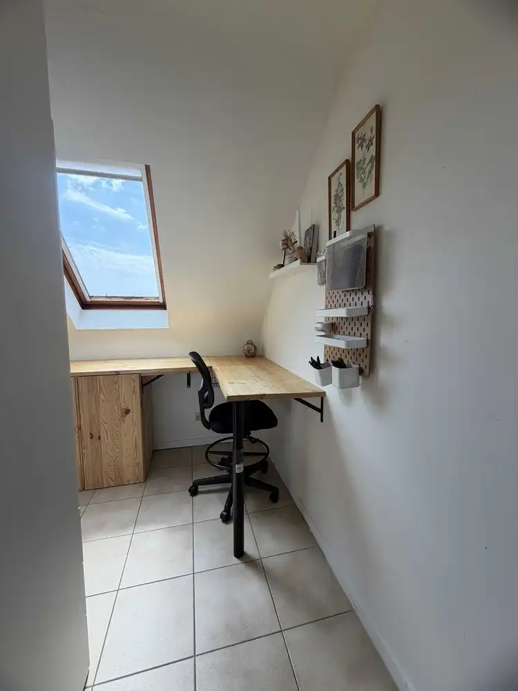 Instapklaar duplexappartement met 3 slaapkamers in residentiële woonomgeving foto 13
