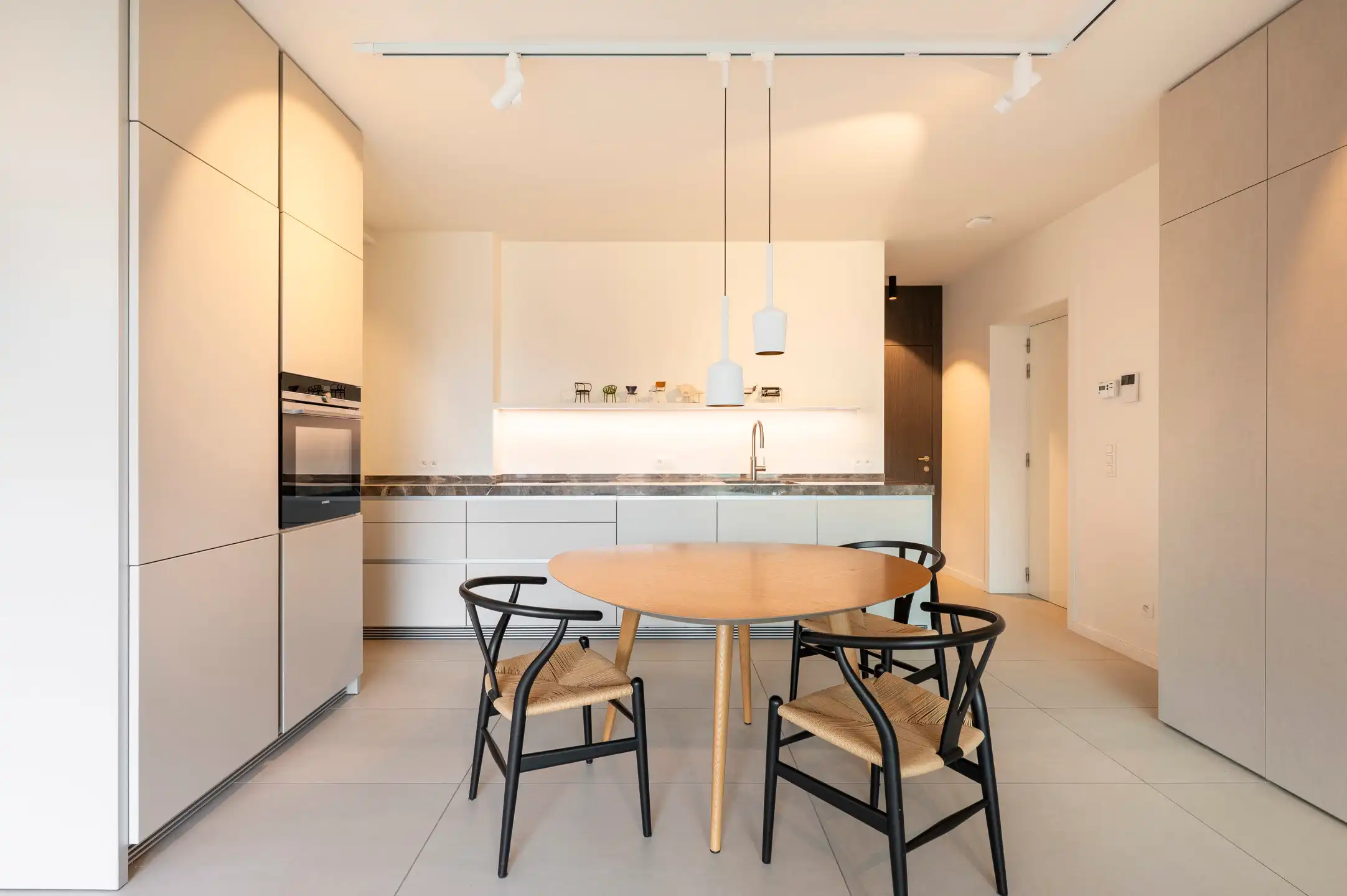 ANTWERPEN ZUID - Recent appartement met royaal terras foto 3