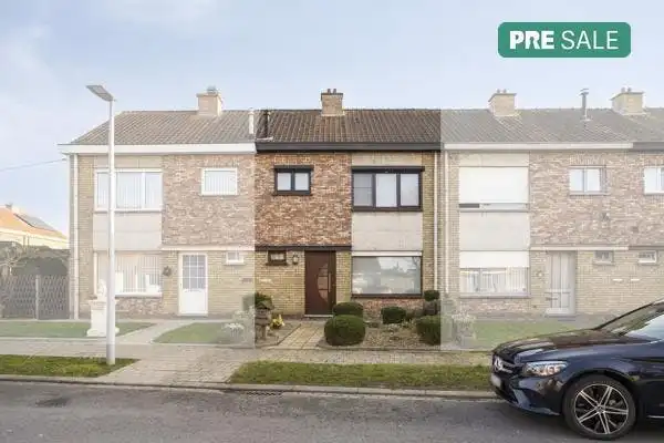 Hoofdfoto van de publicatie: Gezinswoning met 3 slaapkamers en tuin te koop in Roeselare