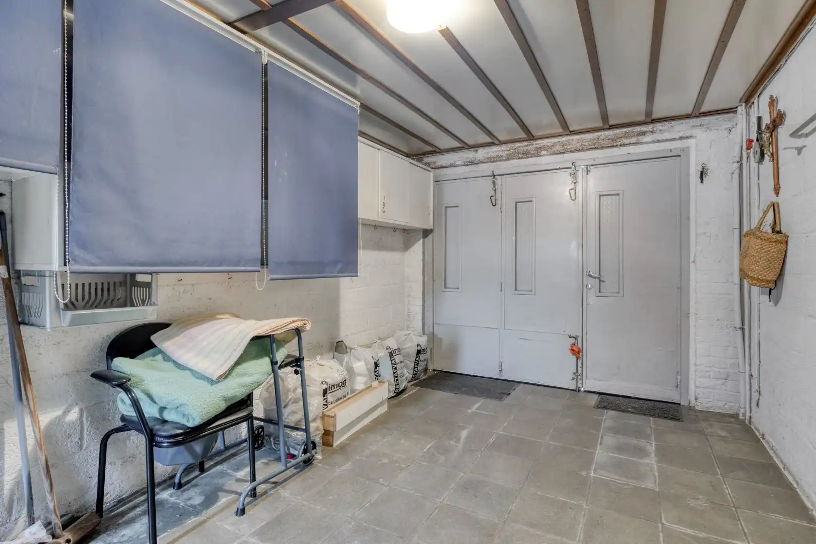 Te renoveren woning met 4 slaapkamers, garage en tuin op rustige ligging! foto 18