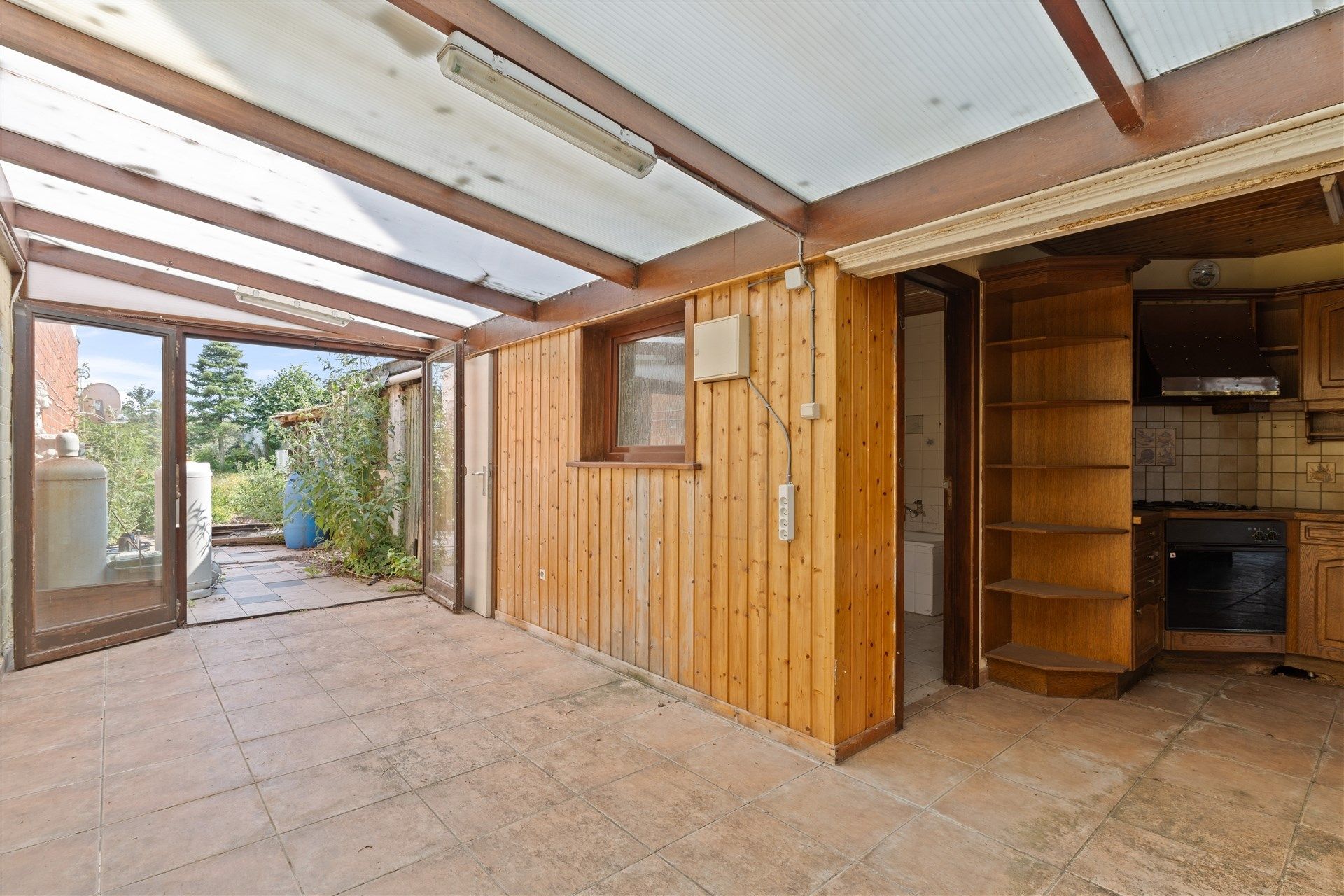 op te knappen woning op 540m² grond  foto 6