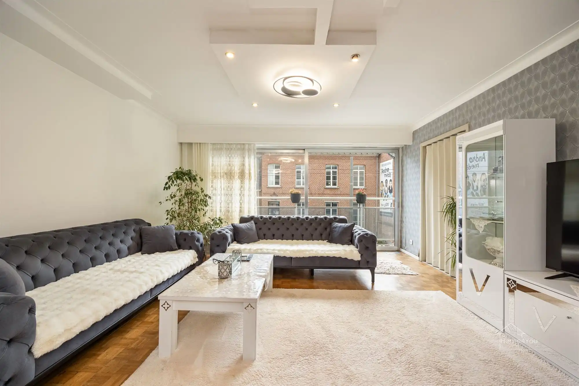 Instapklaar appartement met 3 slpk, terras en een staanplaats te Deurne! foto 3